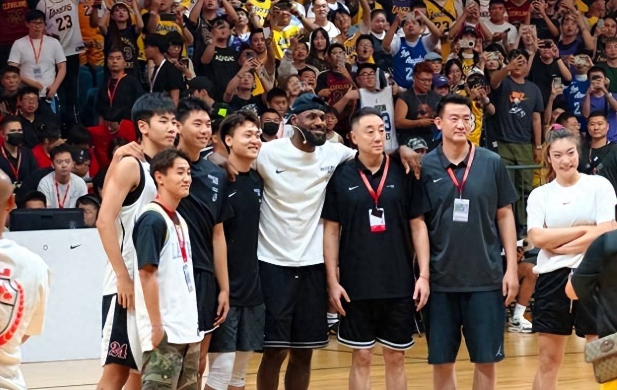 九游登录入口-成都蓉城今夜主帅复盘；志在CBA季后赛名次提升；话题不断；年轻球员得到机会的简单介绍