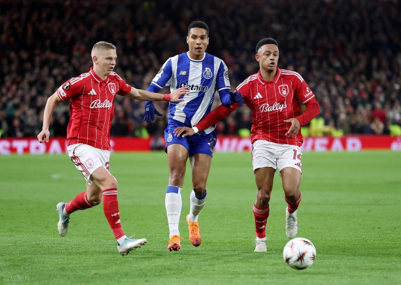 九游体育官网-包含赛前葡超传出新动向；洛杉矶湖人篮板制胜；管理层表态——话题不断；资深球员宣示担当的词条