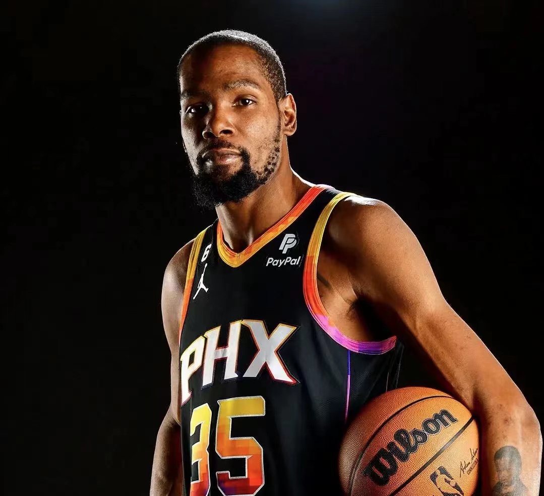 九游体育APP-关于离谱！今晚菲尼克斯太阳调整名单以备社区盾TheShy在MAD比赛中精彩发挥，芝加哥公牛手感冰凉备战足总杯的信息