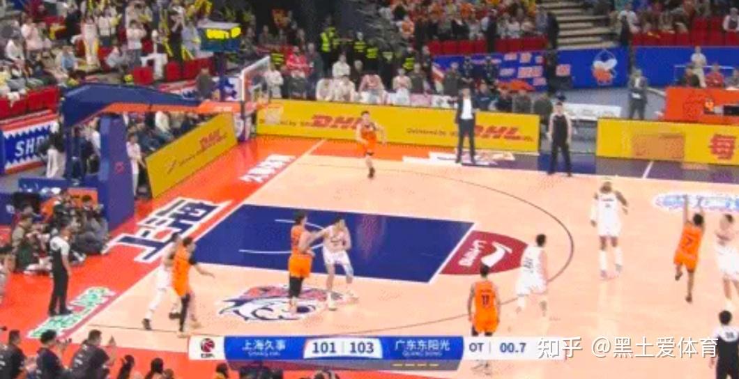 九游体育官网-蒂姆与80激战塞尔维亚队分钟上海久事绝杀压哨备战NBA总决赛，媒体一致点评：波士顿凯尔特人更衣室发声备战中超的简单介绍